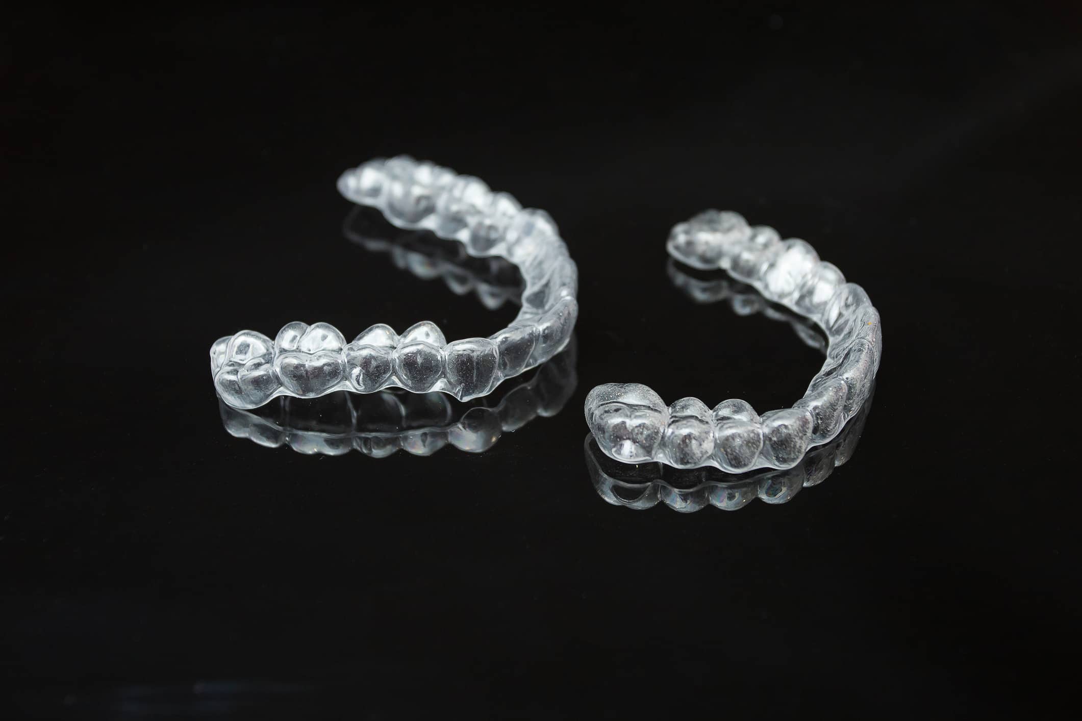 ULab vs Invisalign: A Comprehensive Guide to Choosing the Right Clear Aligner