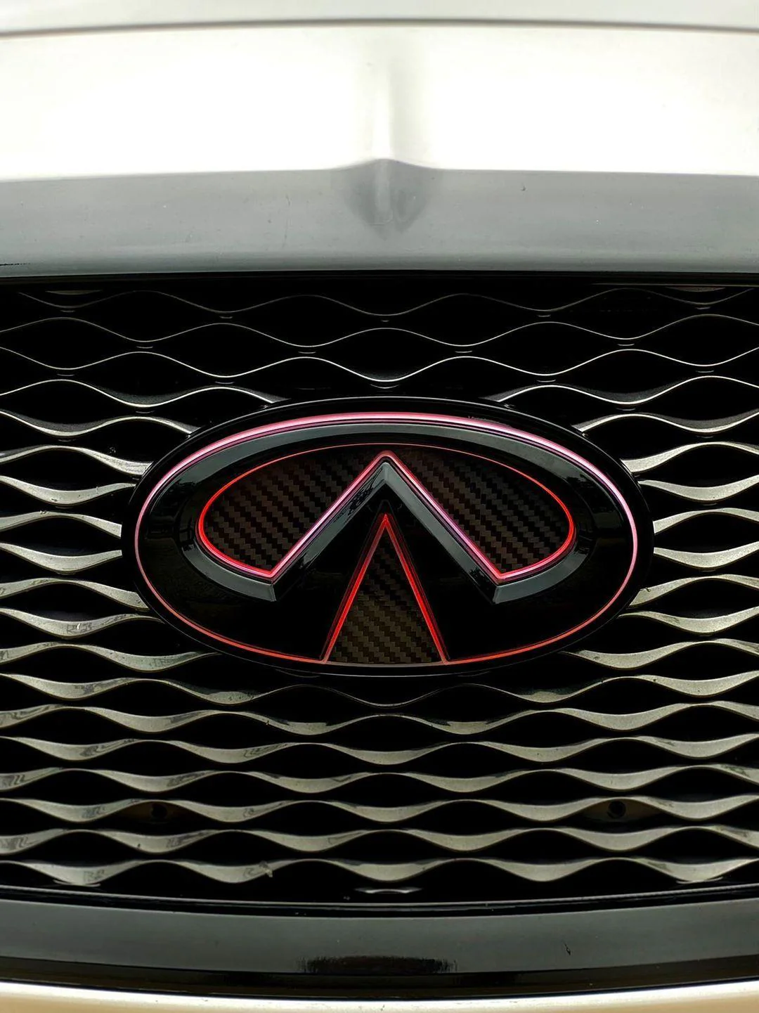 Jalisco’s Carbon Fiber V2 LED Logo Emblem: A Complete Guide